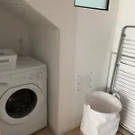 Agreable Maison De Clim/piscine/jardin Nîmes