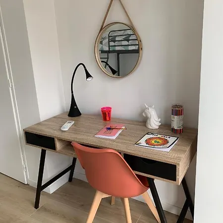 Agreable Maison De Clim/piscine/jardin 빌라