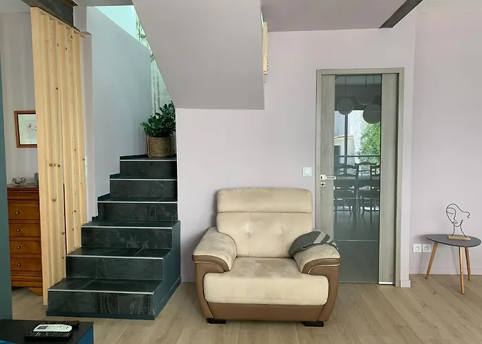 Vila Agreable Maison De Clim/piscine/jardin *