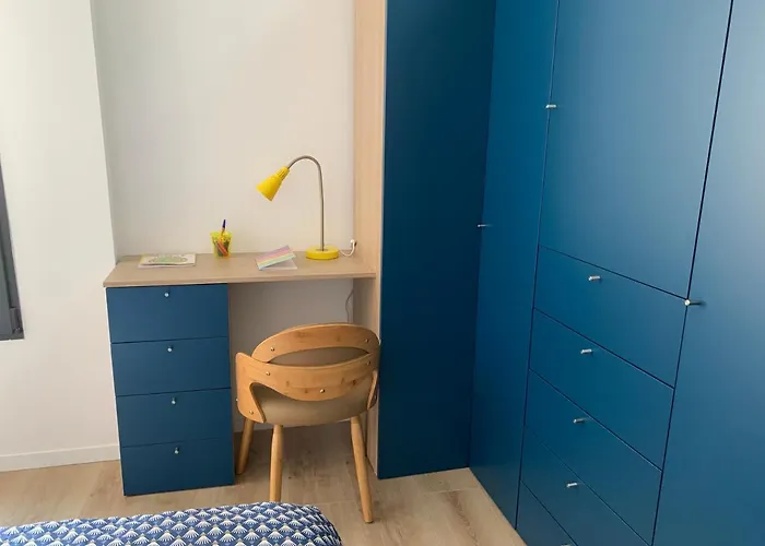 Agreable Maison De Clim/piscine/jardin Nîmes