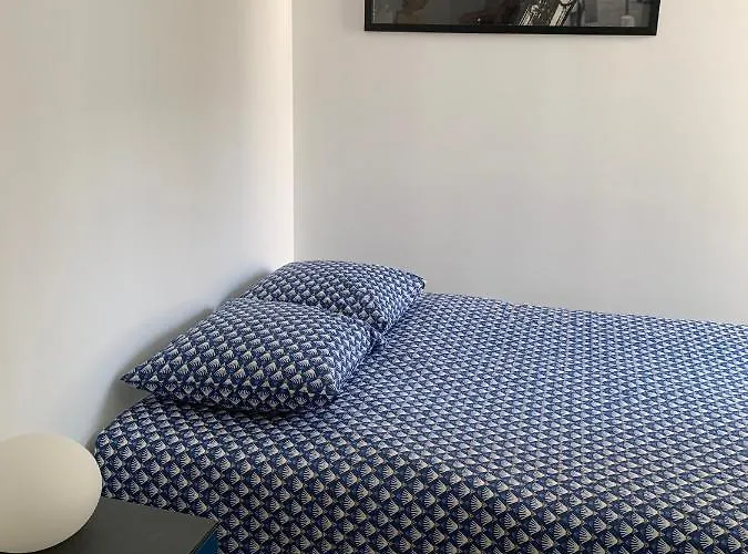 Vila Agreable Maison De Clim/piscine/jardin Nîmes