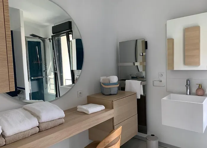 Agreable Maison De Clim/piscine/jardin